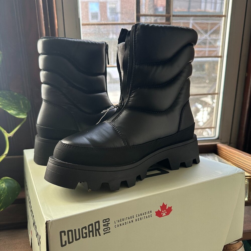 Brand New Cougar Snow Boots Size 8